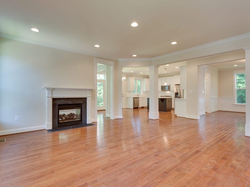 7718 Lisle Ave Falls Church VA-MLS_Size-027-Family Room-2048x1536-72dpi