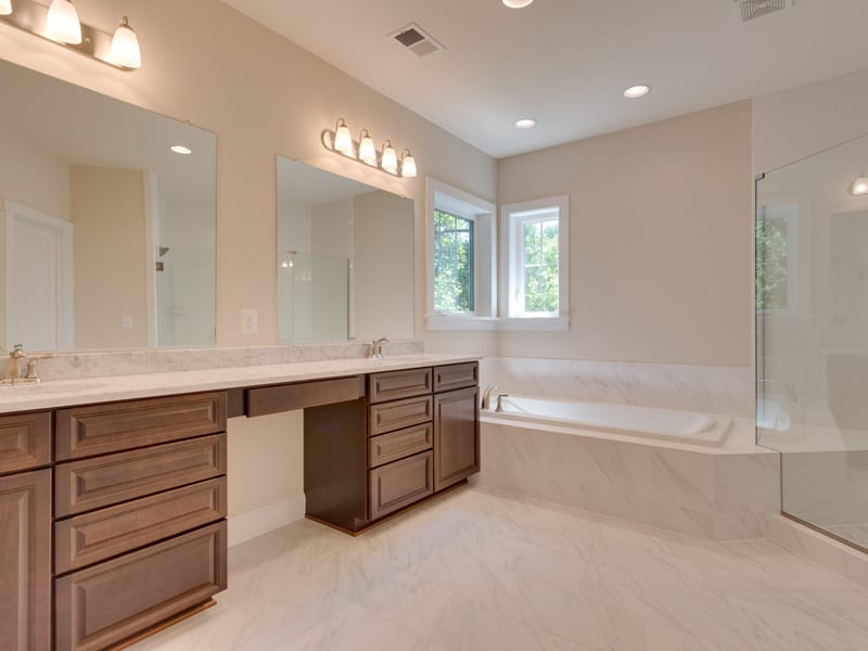 7718 Lisle Ave Falls Church VA-MLS_Size-043-Master Bath-2048x1536-72dpi